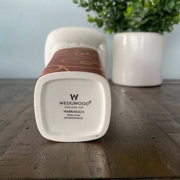 Wedgwood Marrakech Bone China Vase Gold & Copper - Picture 4 of 5